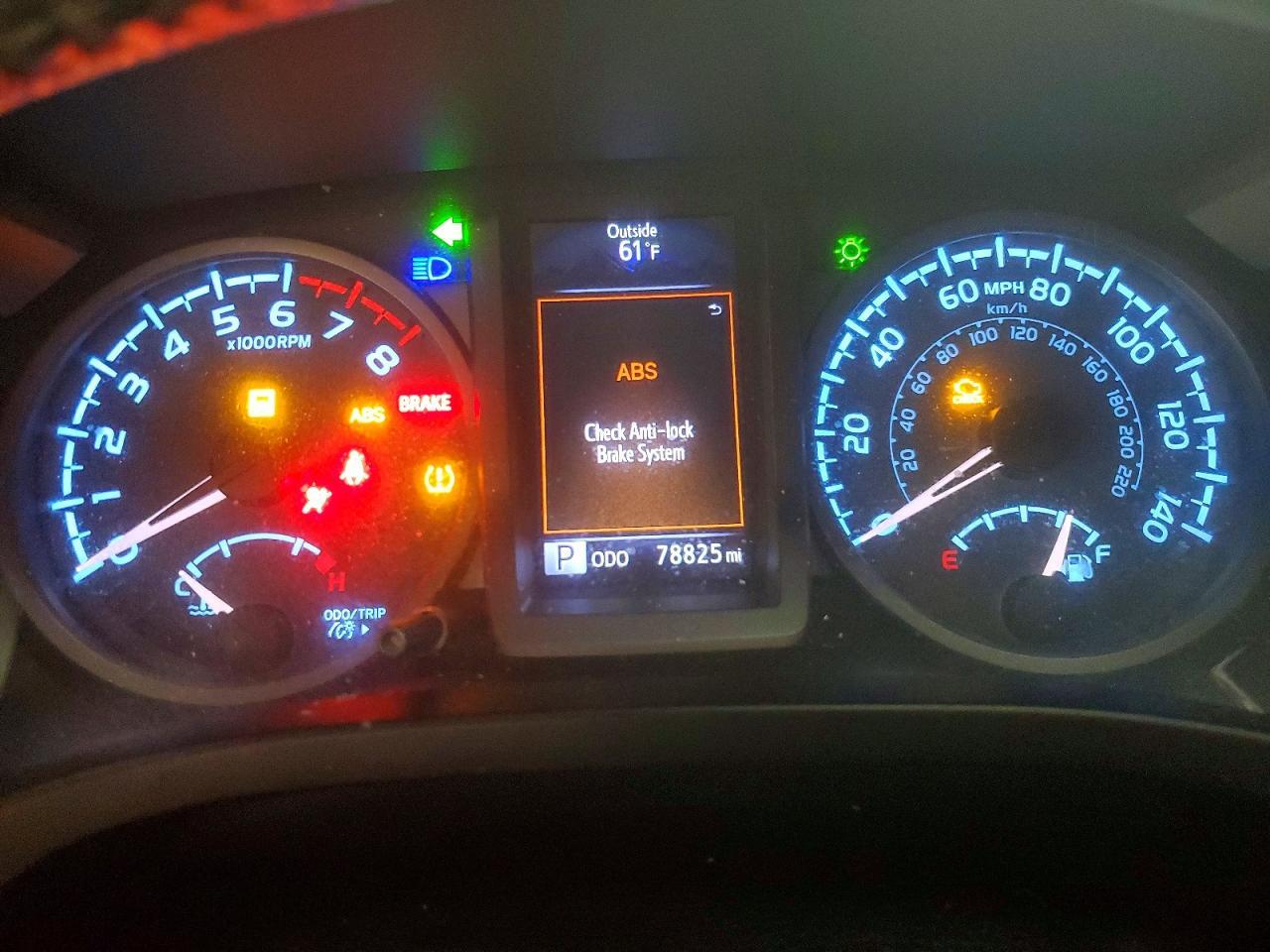 2017 TOYOTA TACOMA