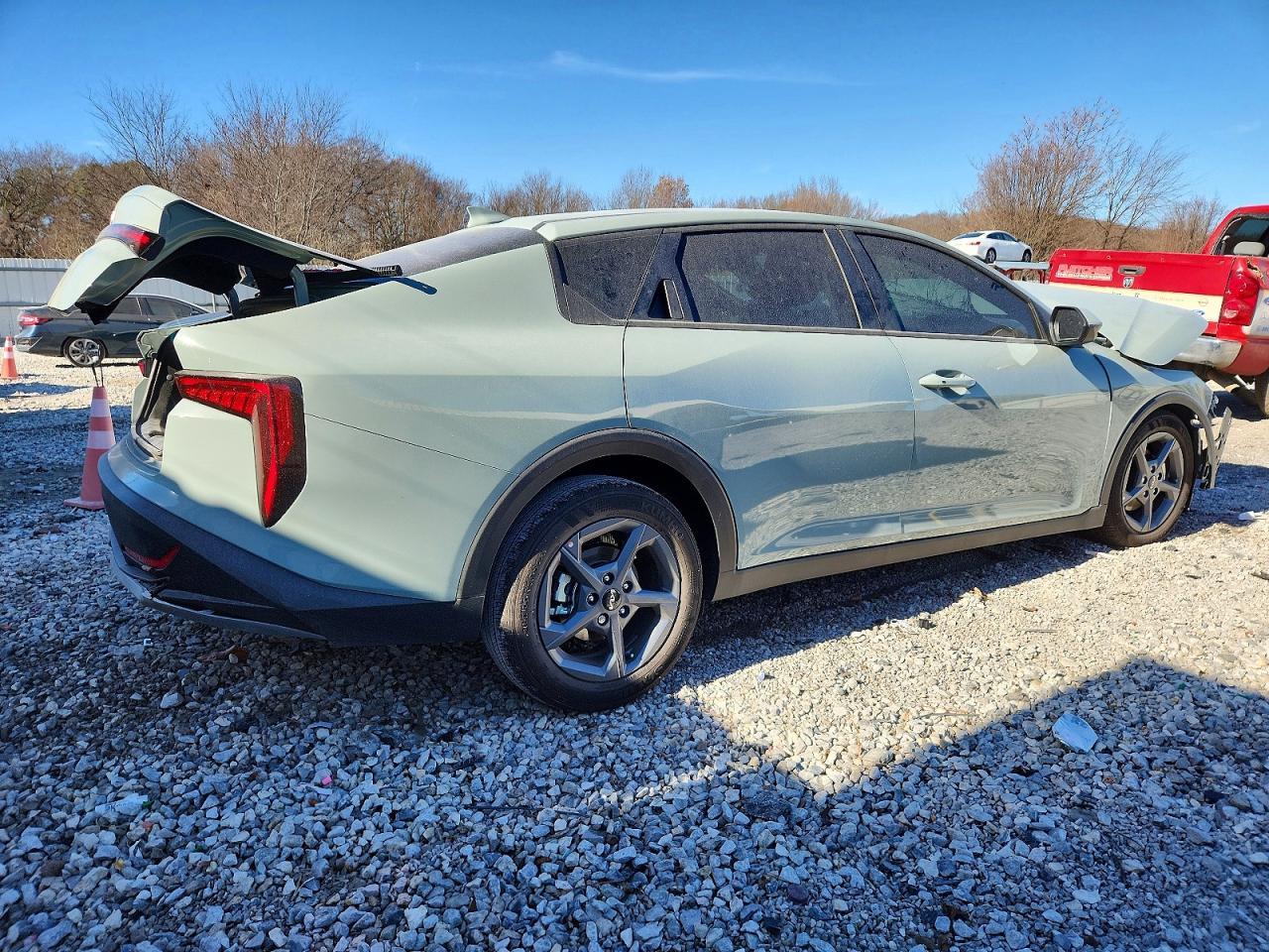 2025 KIA K4
