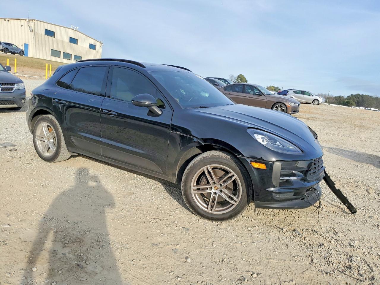 2020 PORSCHE Macan