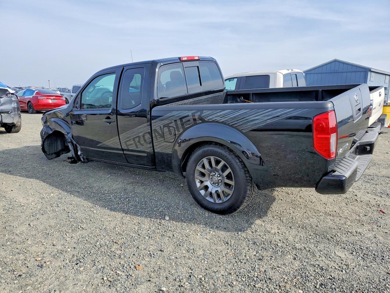 2012 NISSAN Frontier