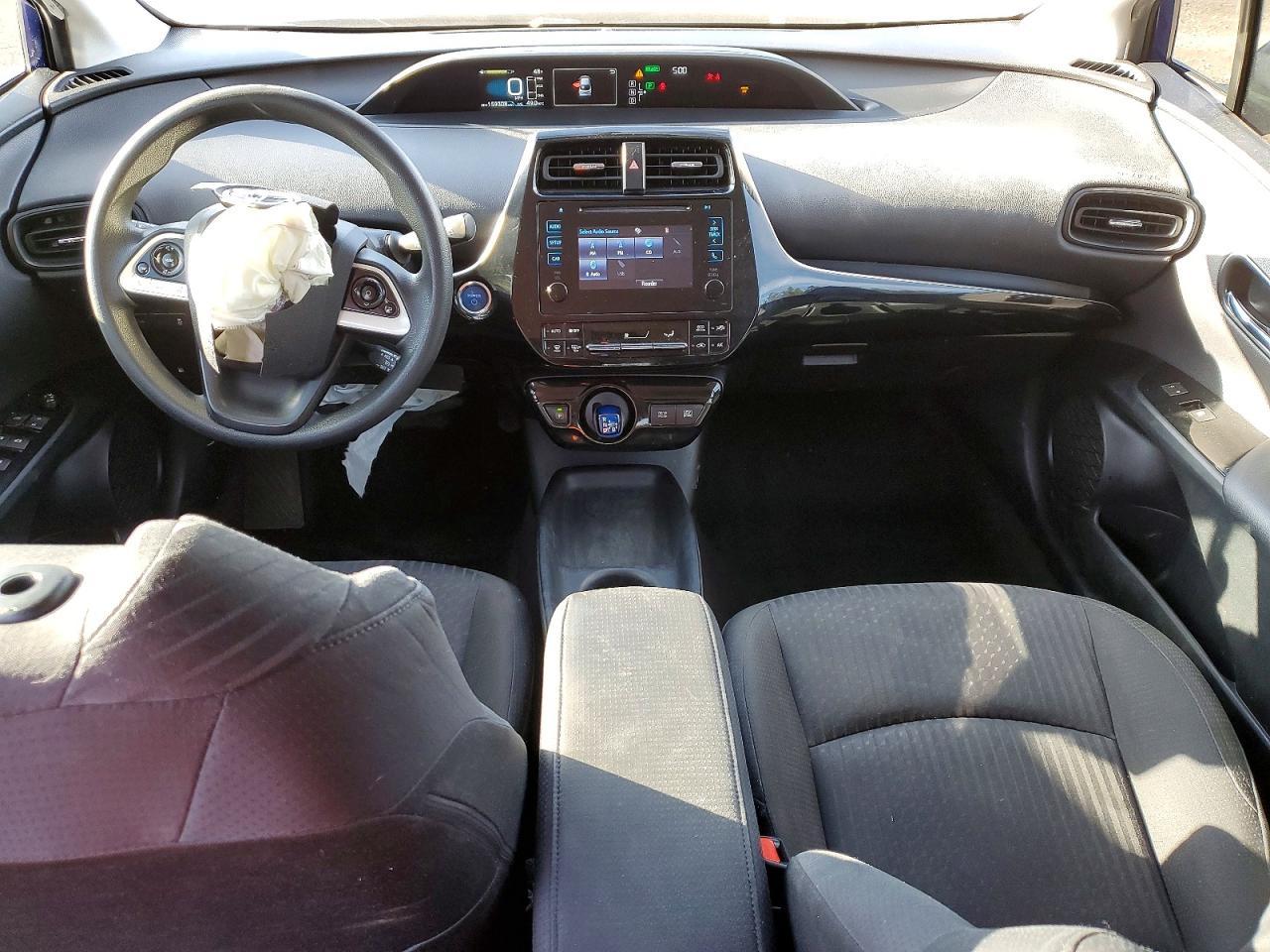 2016 TOYOTA PRIUS