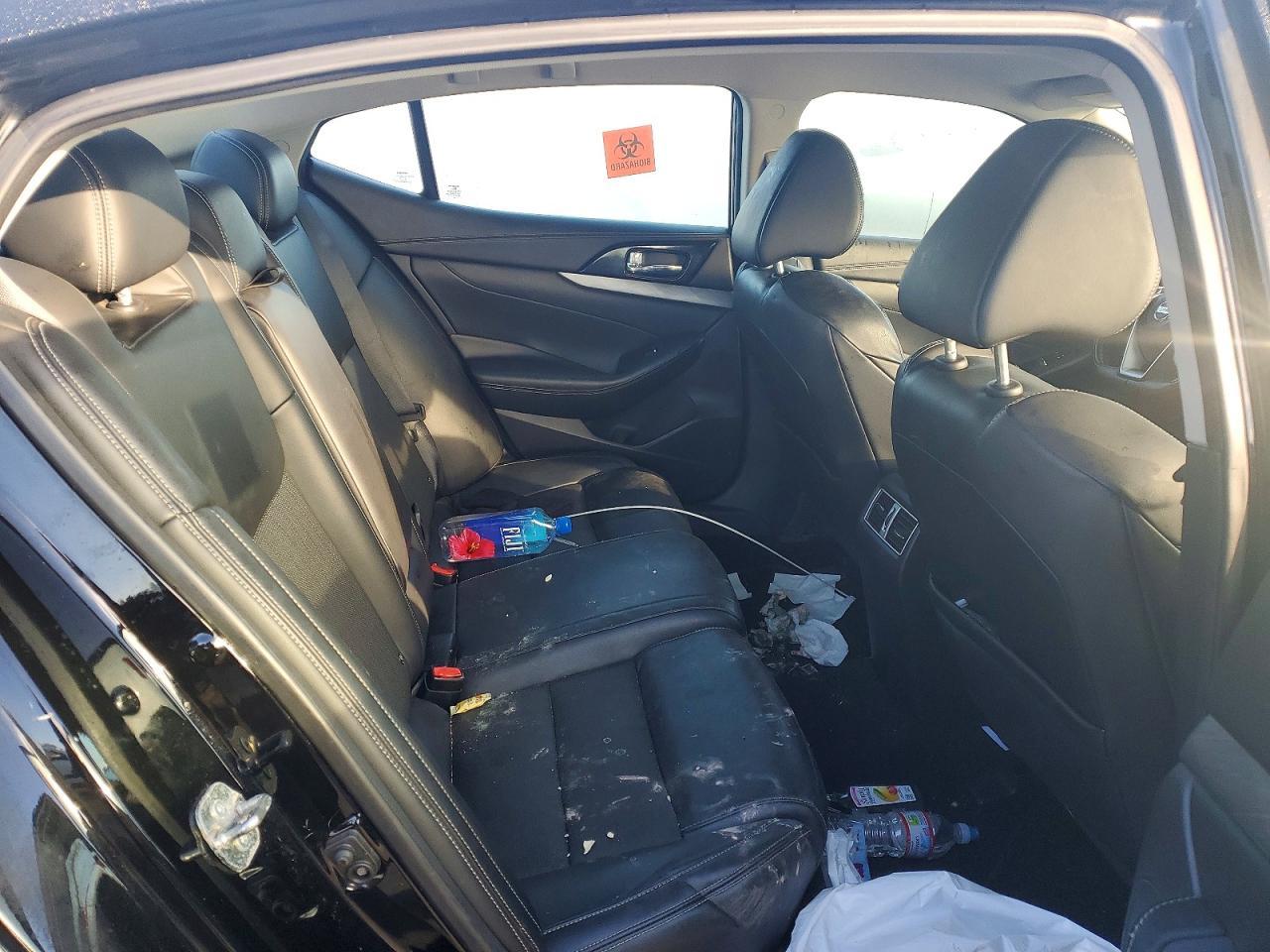 2018 NISSAN Maxima