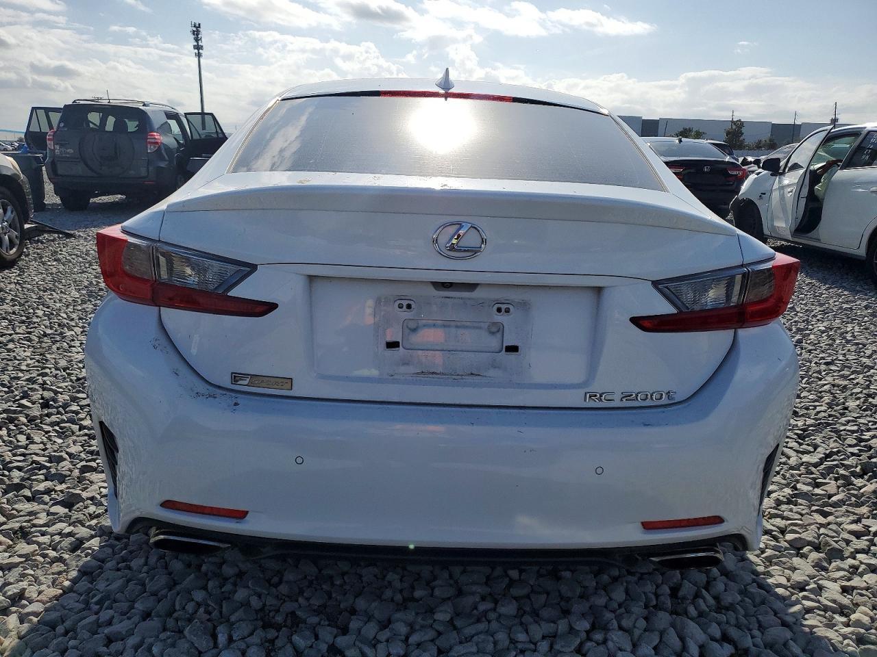 2017 LEXUS RC 200t