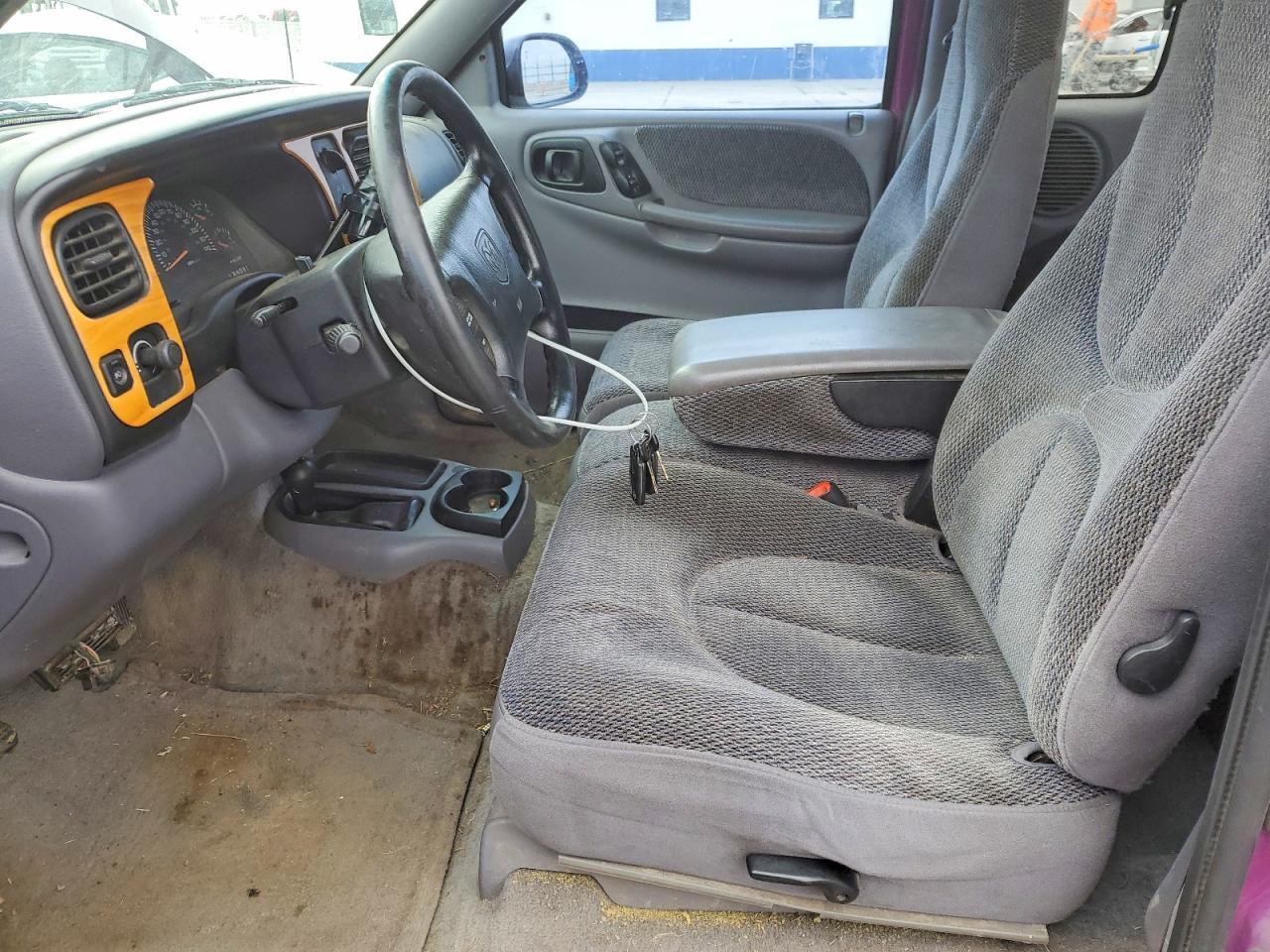 1997 DODGE Dakota