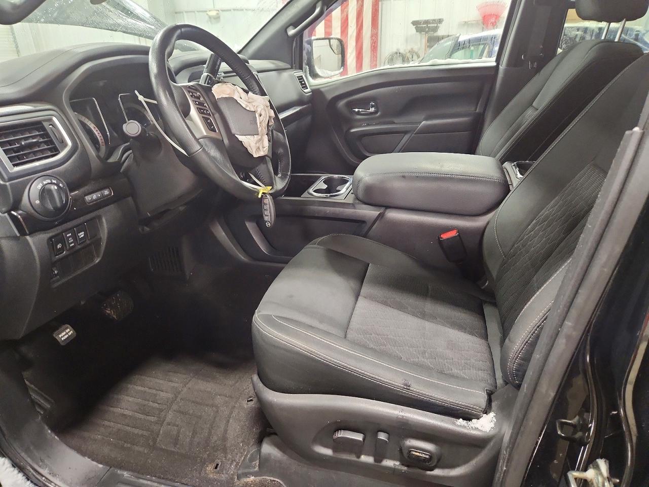 2019 NISSAN Titan