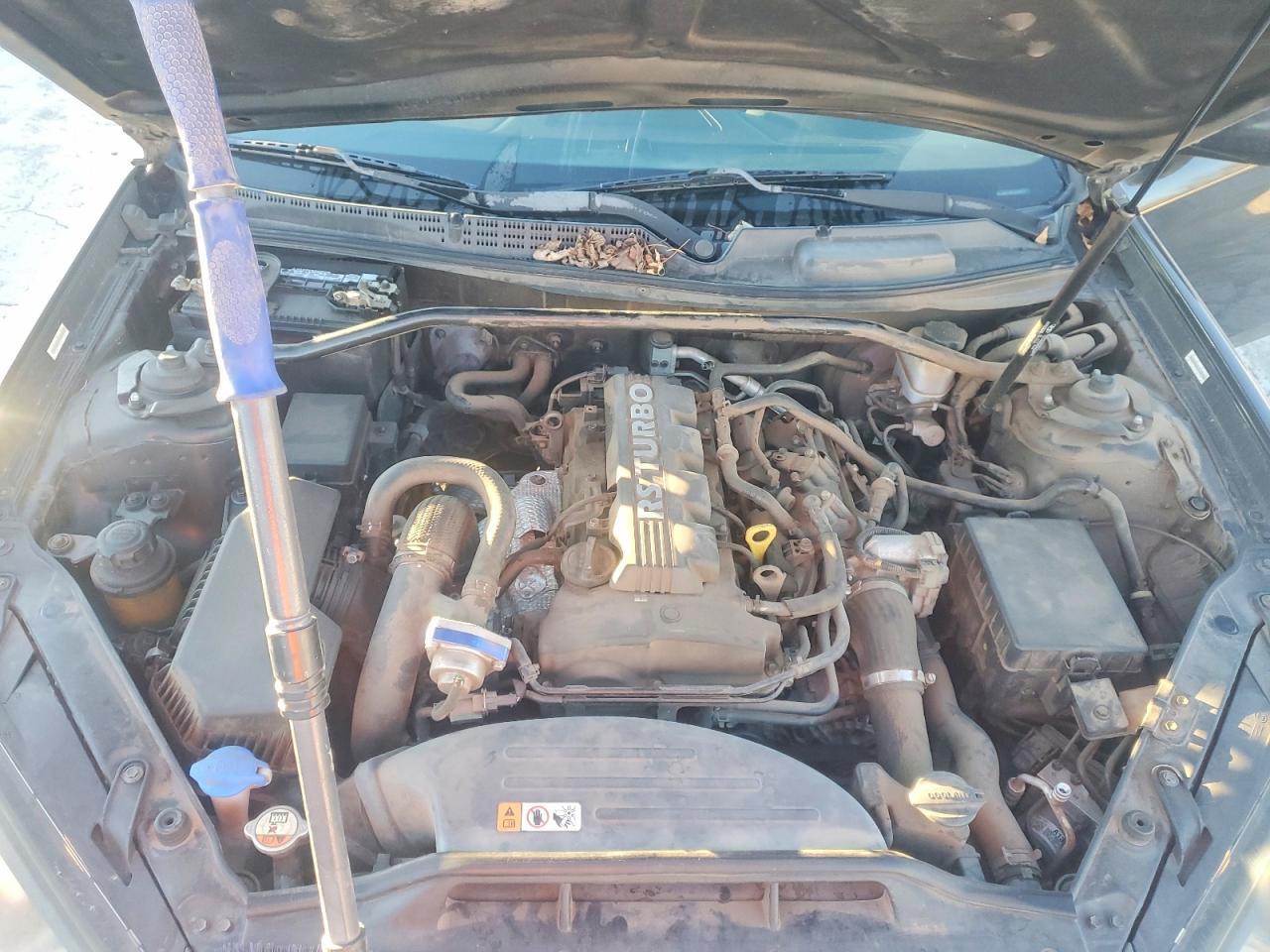 2013 HYUNDAI GENESIS