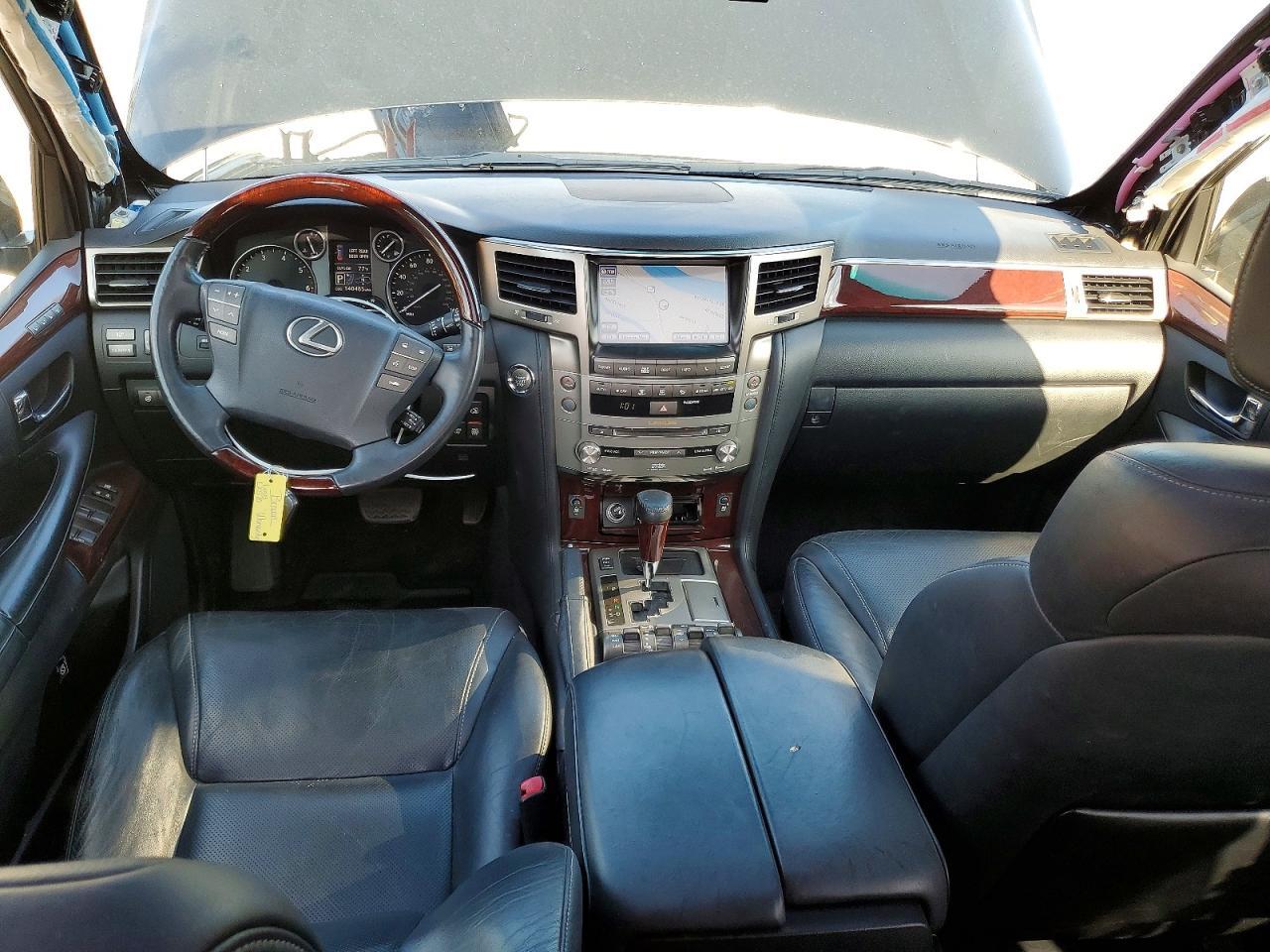 2014 LEXUS LX 570