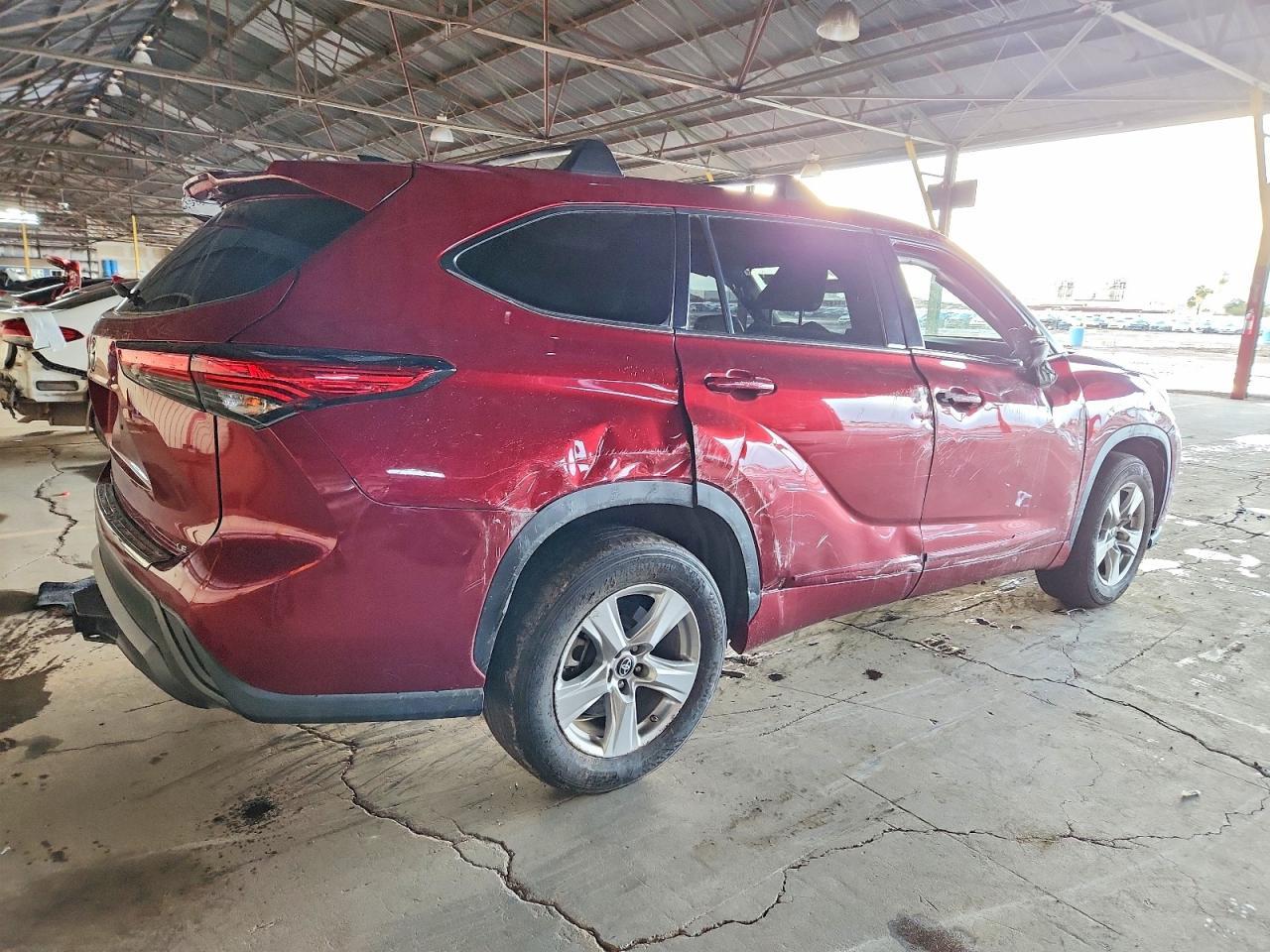 2022 TOYOTA HIGHLANDER