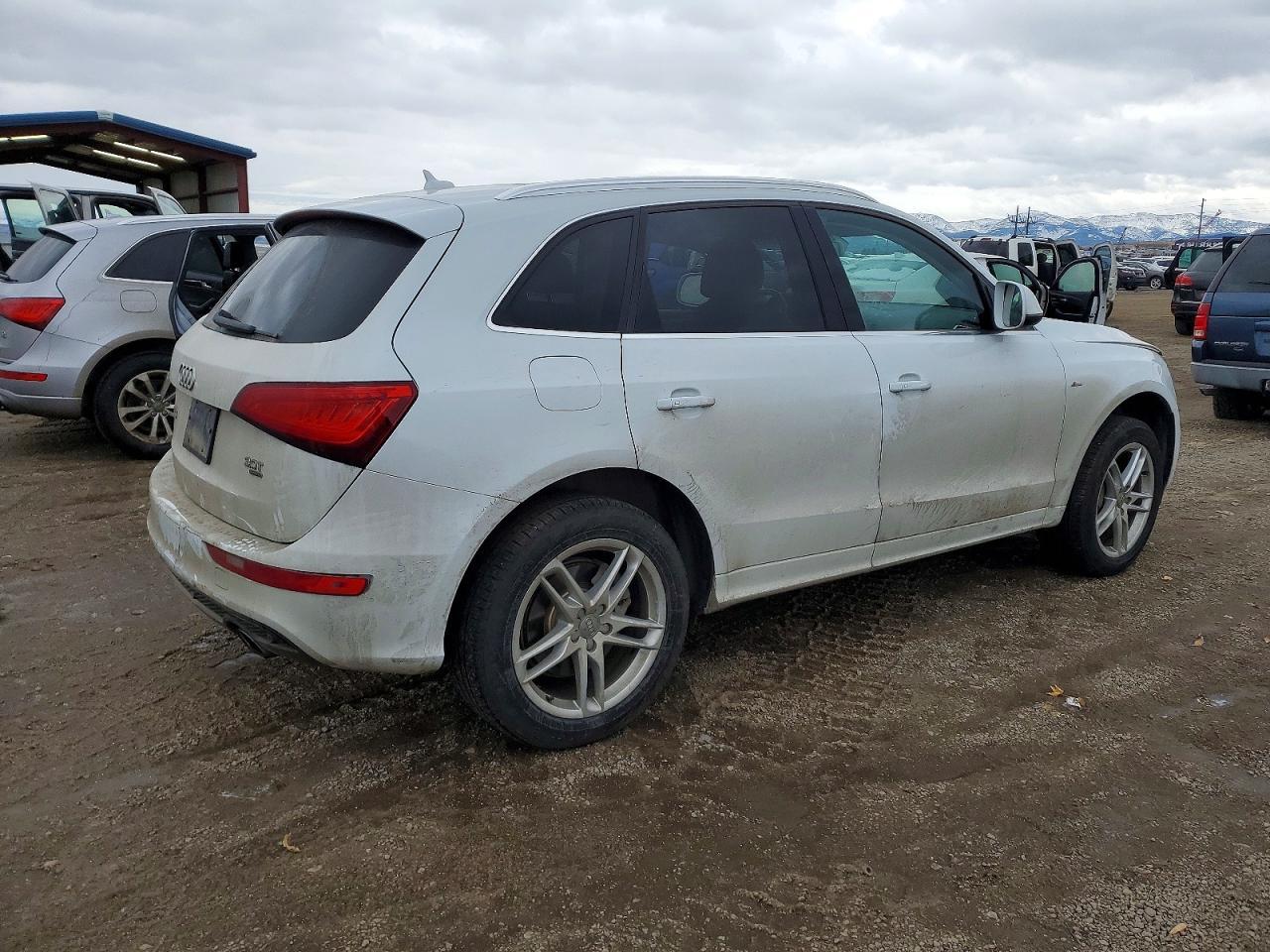 2014 AUDI Q5