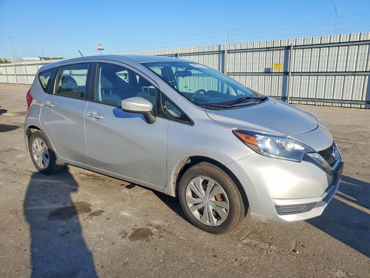 2017 NISSAN Versa Note