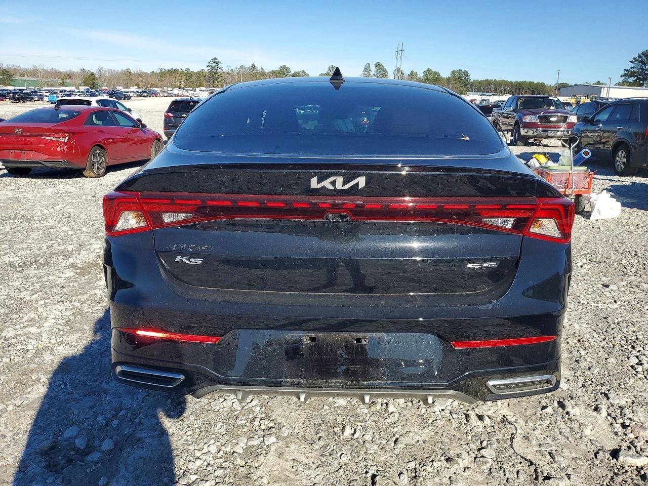 2022 KIA K5
