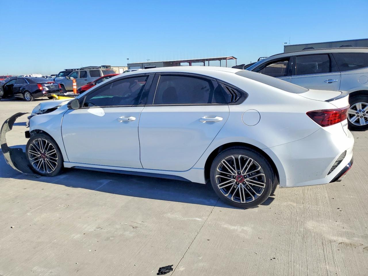 2024 KIA FORTE
