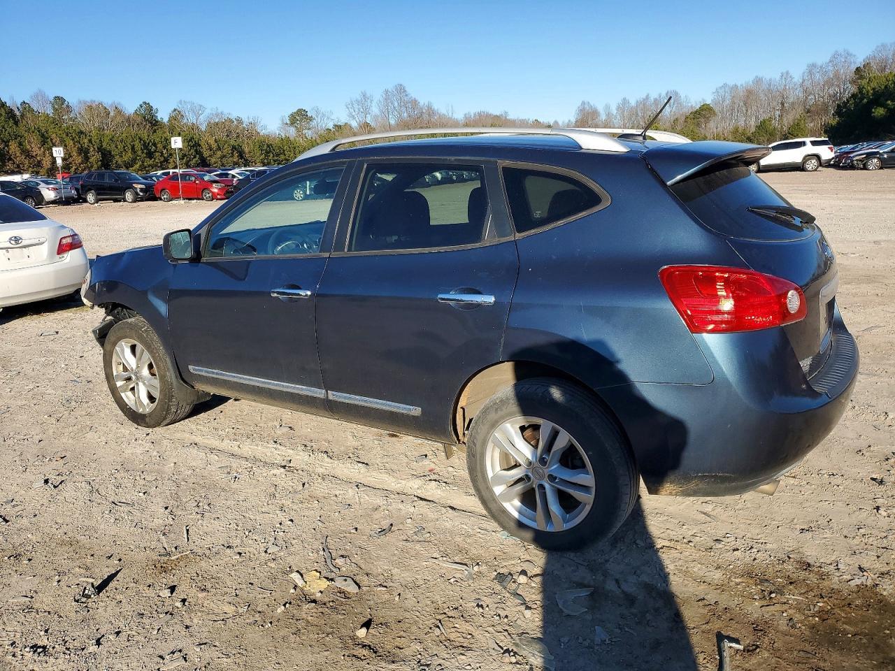 2015 NISSAN ROGUE
