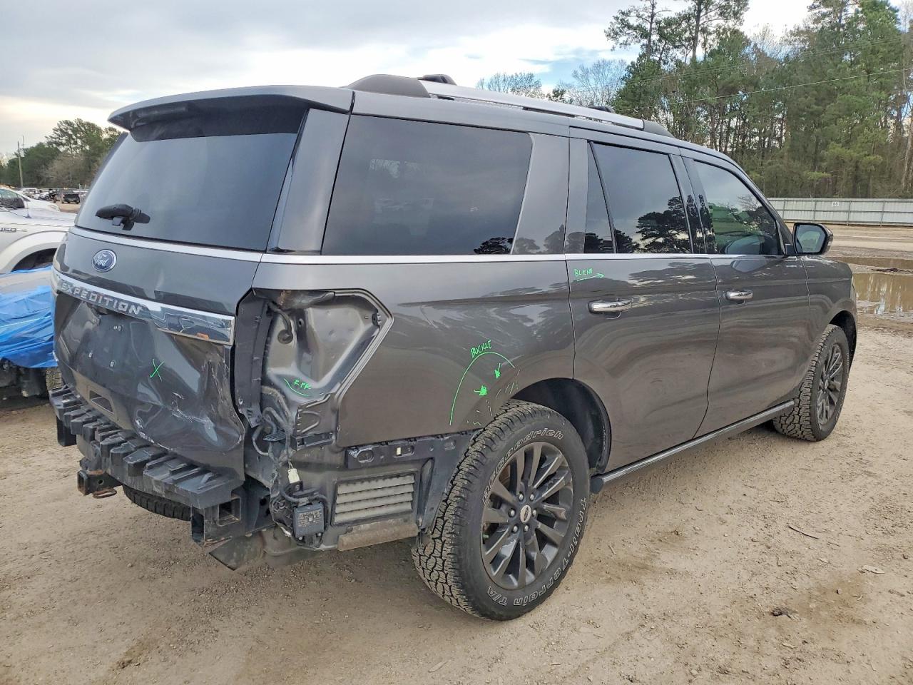 2021 FORD Expedition