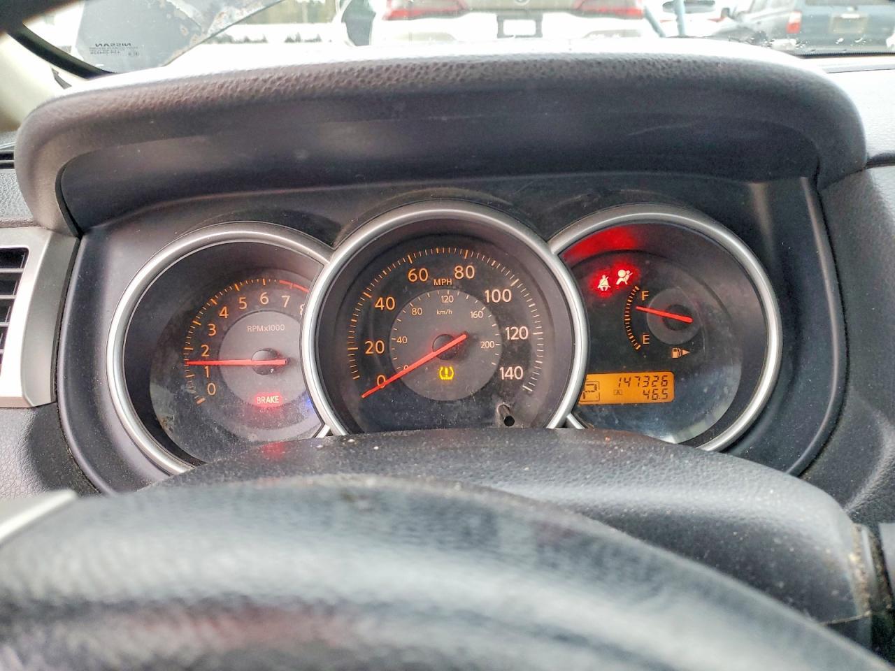 2009 NISSAN VERSA