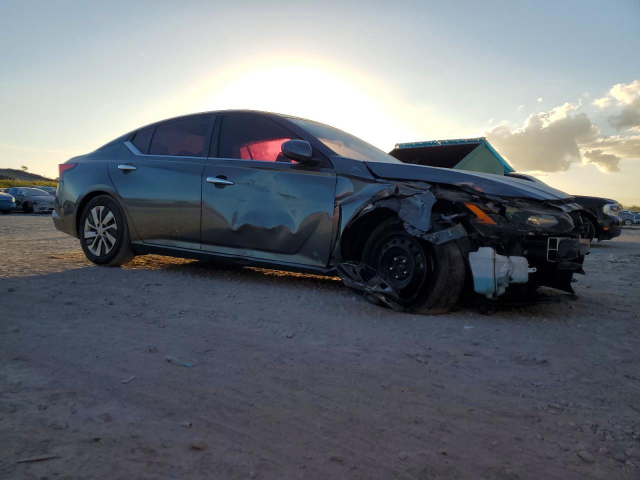 2022 NISSAN ALTIMA