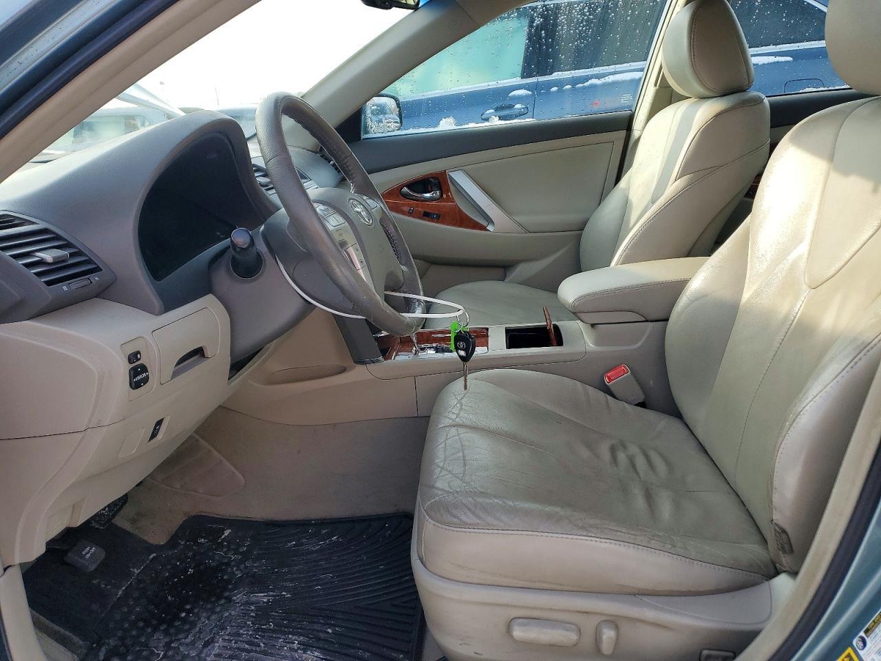 2010 TOYOTA CAMRY