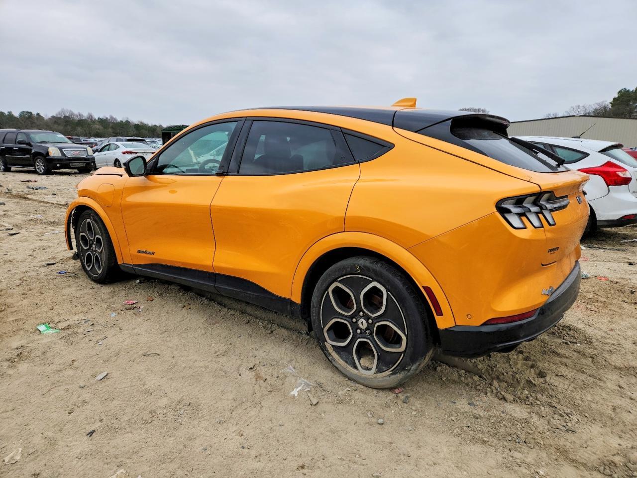 2021 FORD Mustang Mach-E