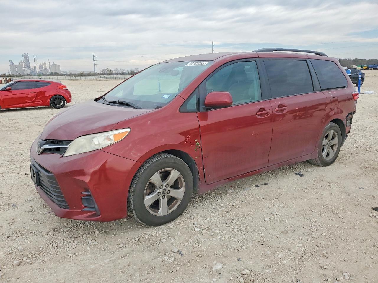 2018 TOYOTA SIENNA