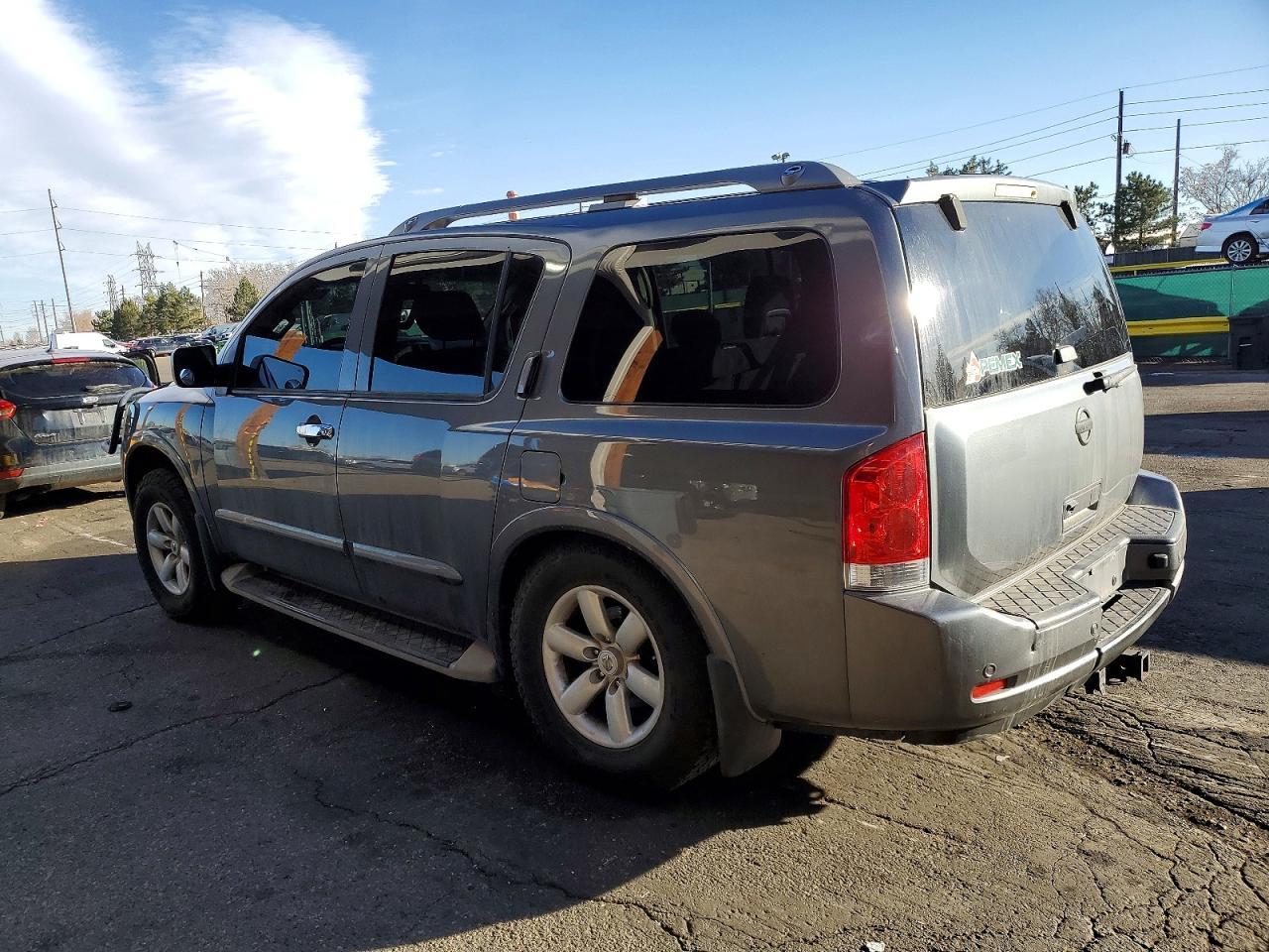 2013 NISSAN Armada