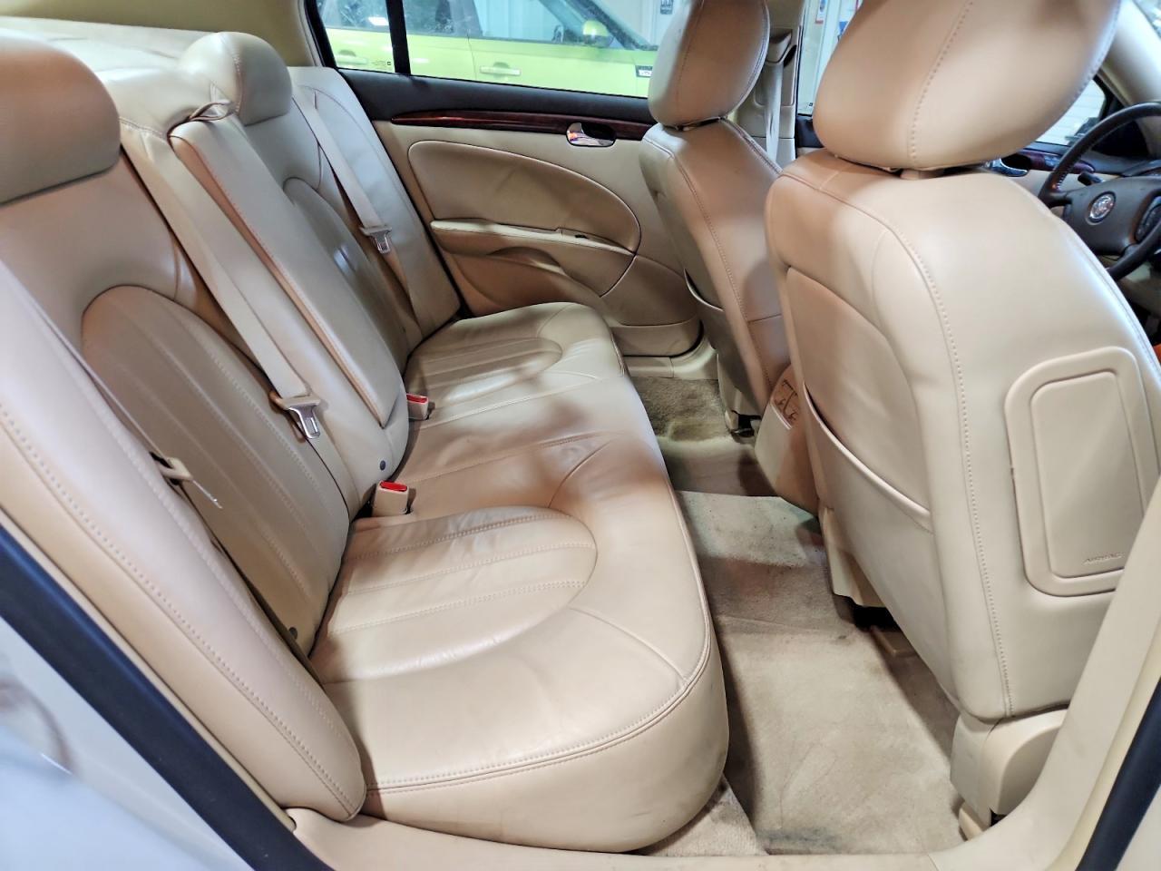2010 BUICK Lucerne