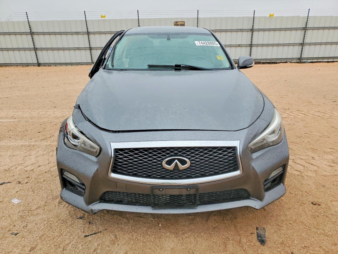 2015 INFINITI Q50