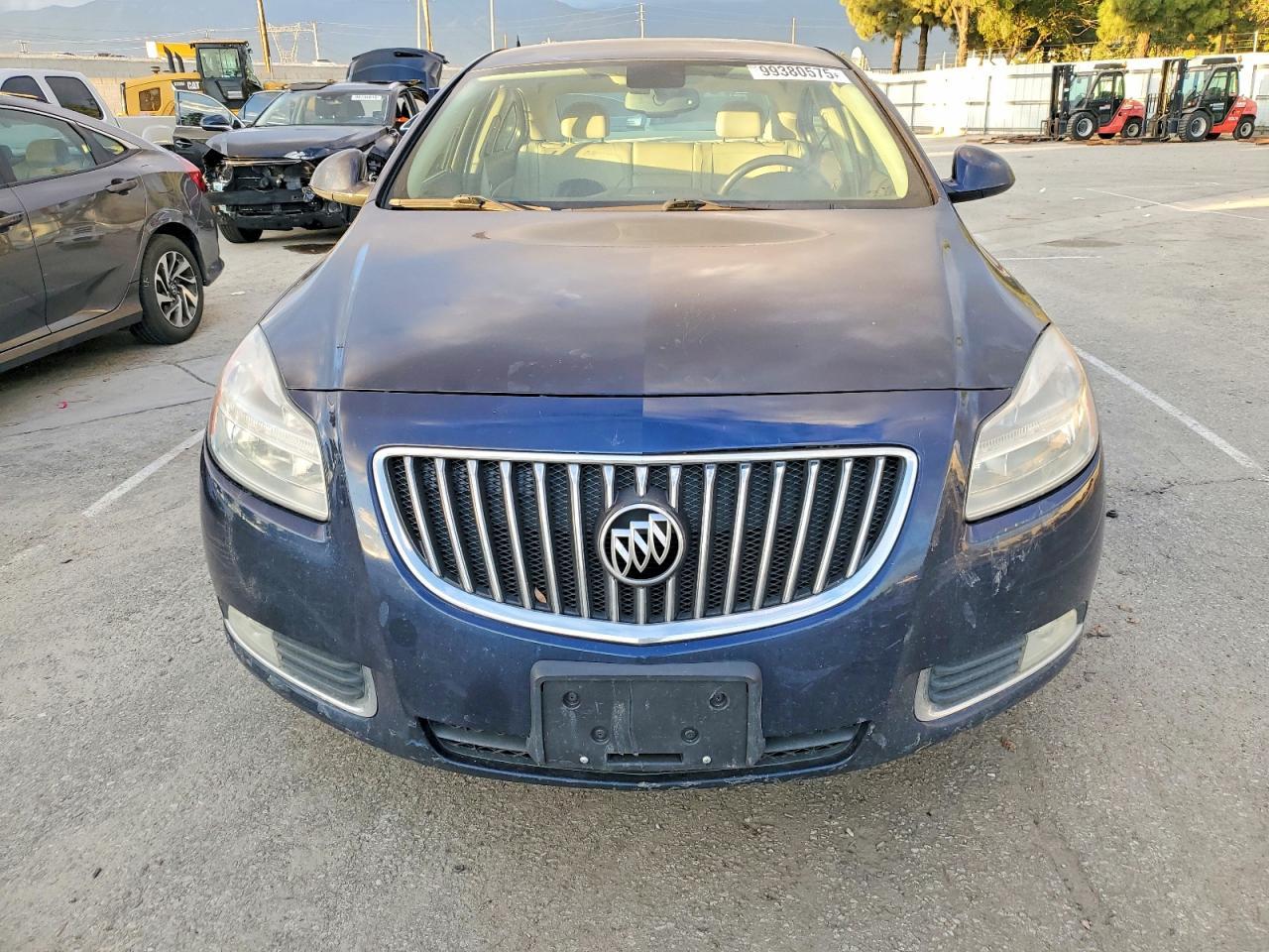 2011 BUICK Regal