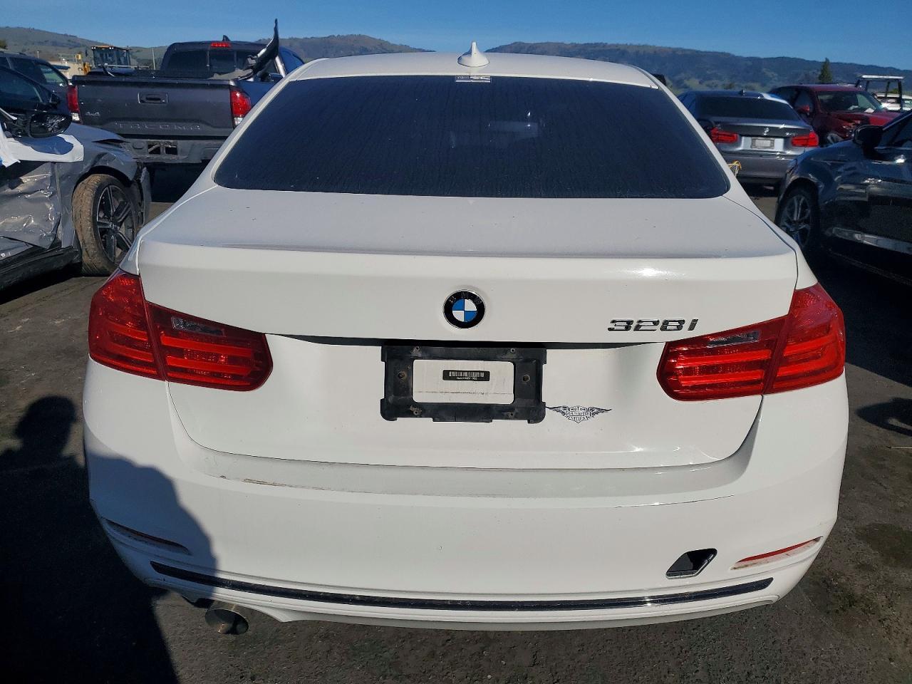 2014 BMW 3 SERIES