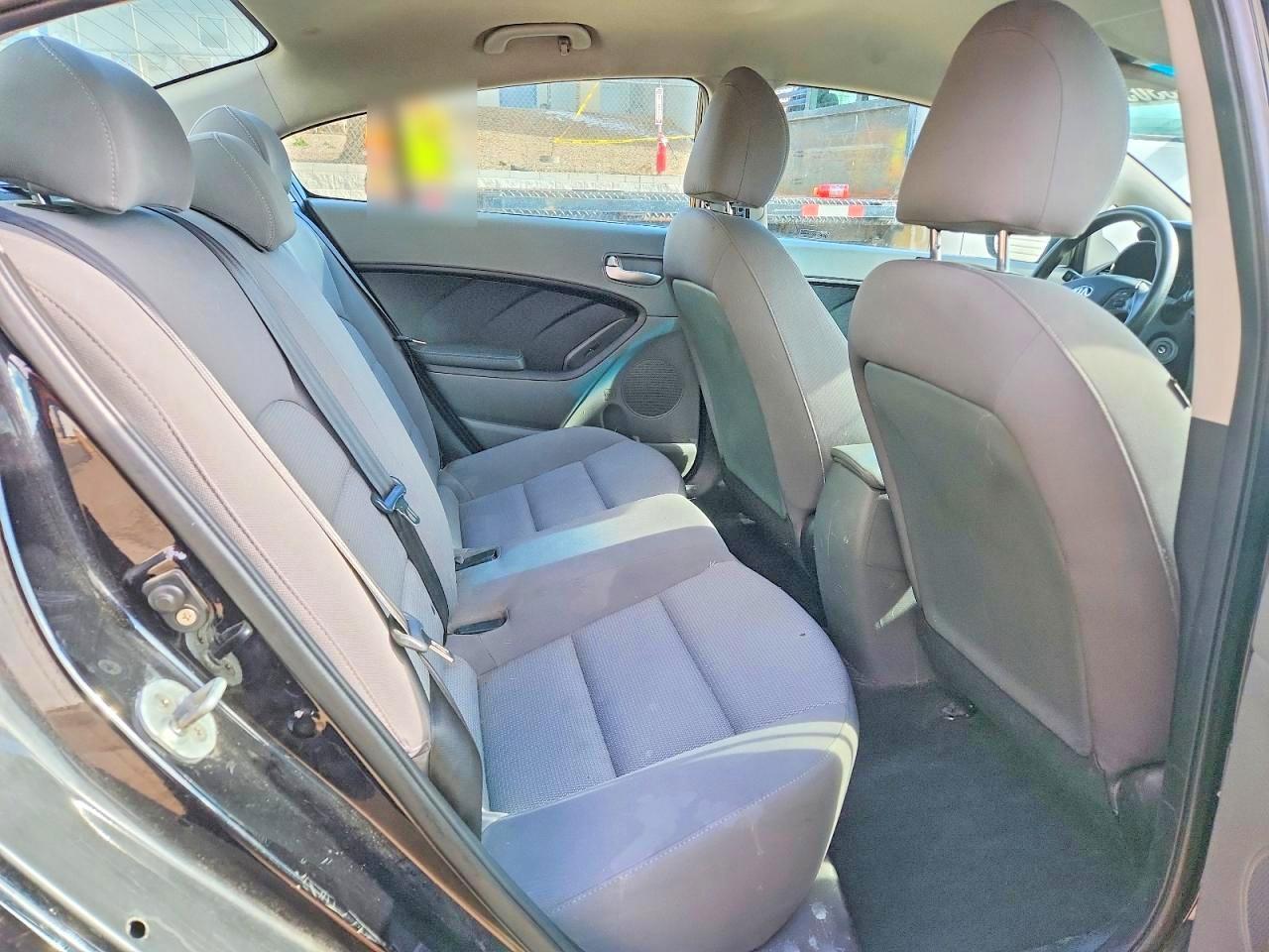 2017 KIA FORTE