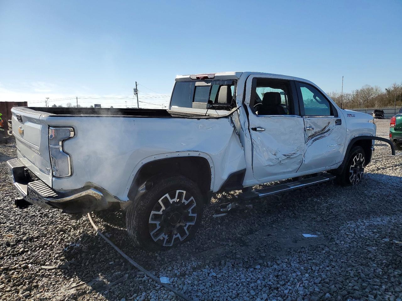 2025 CHEVROLET Silverado