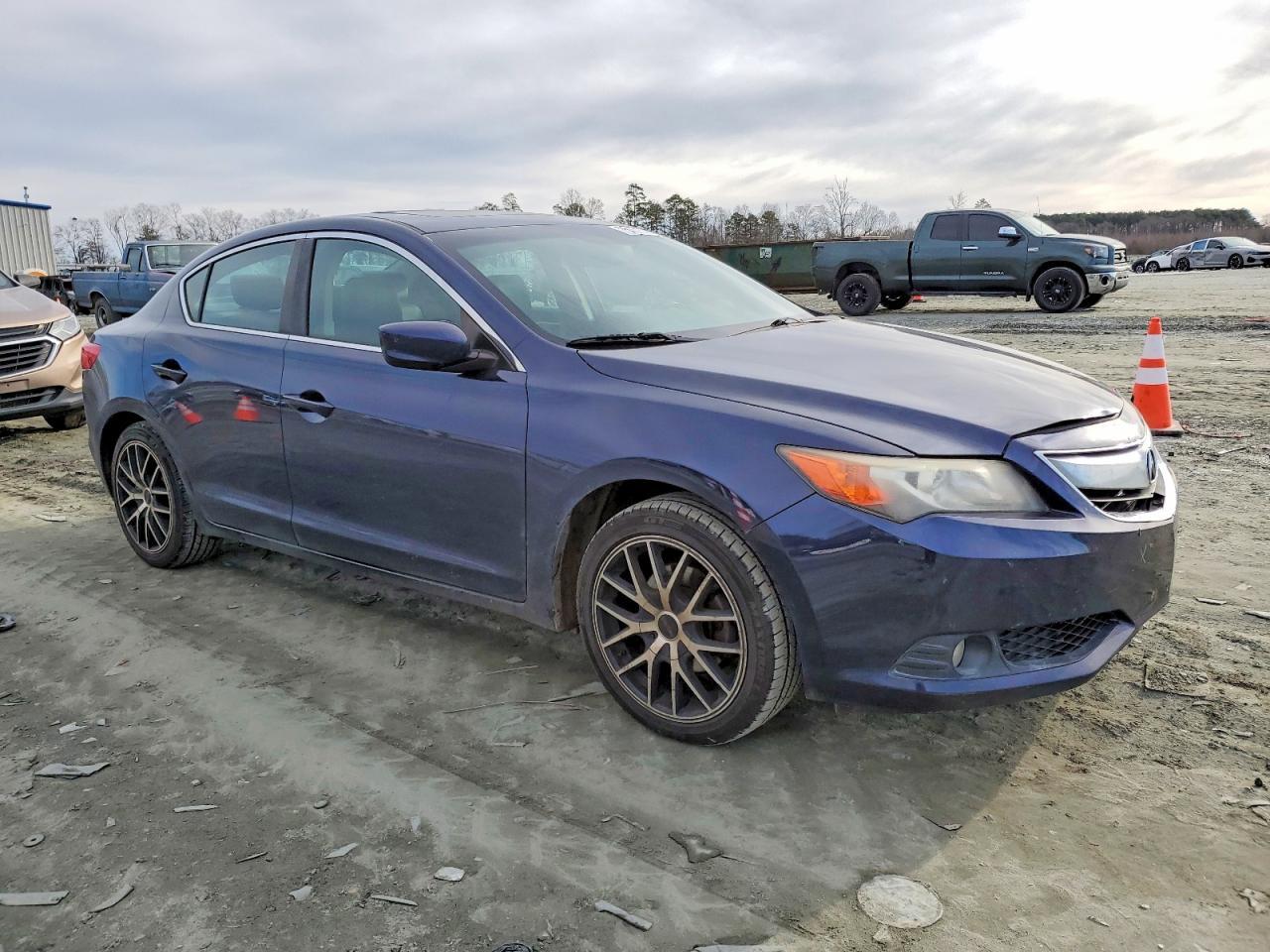 2013 ACURA ILX