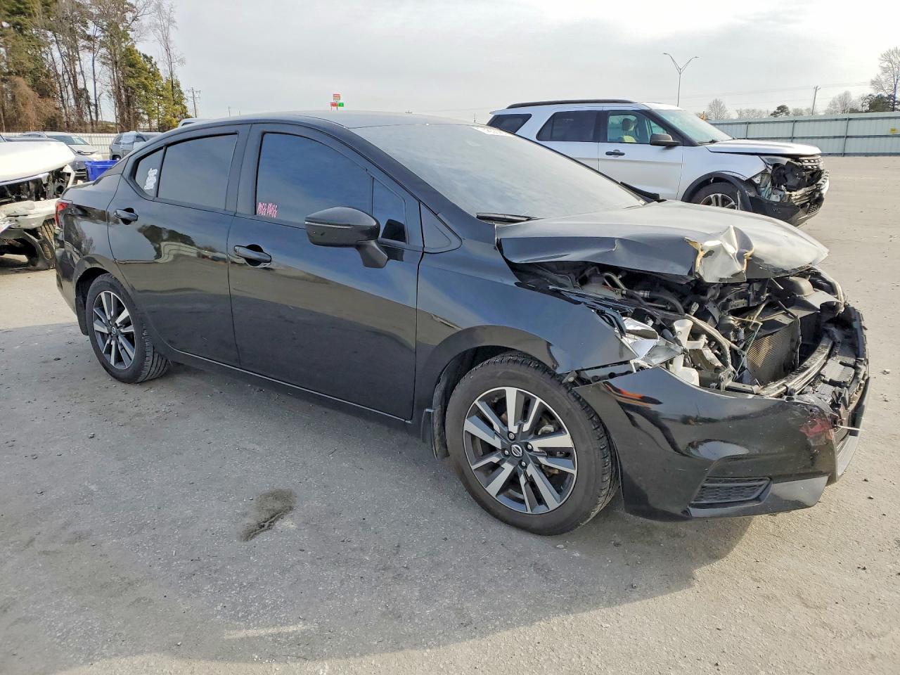 2021 NISSAN VERSA