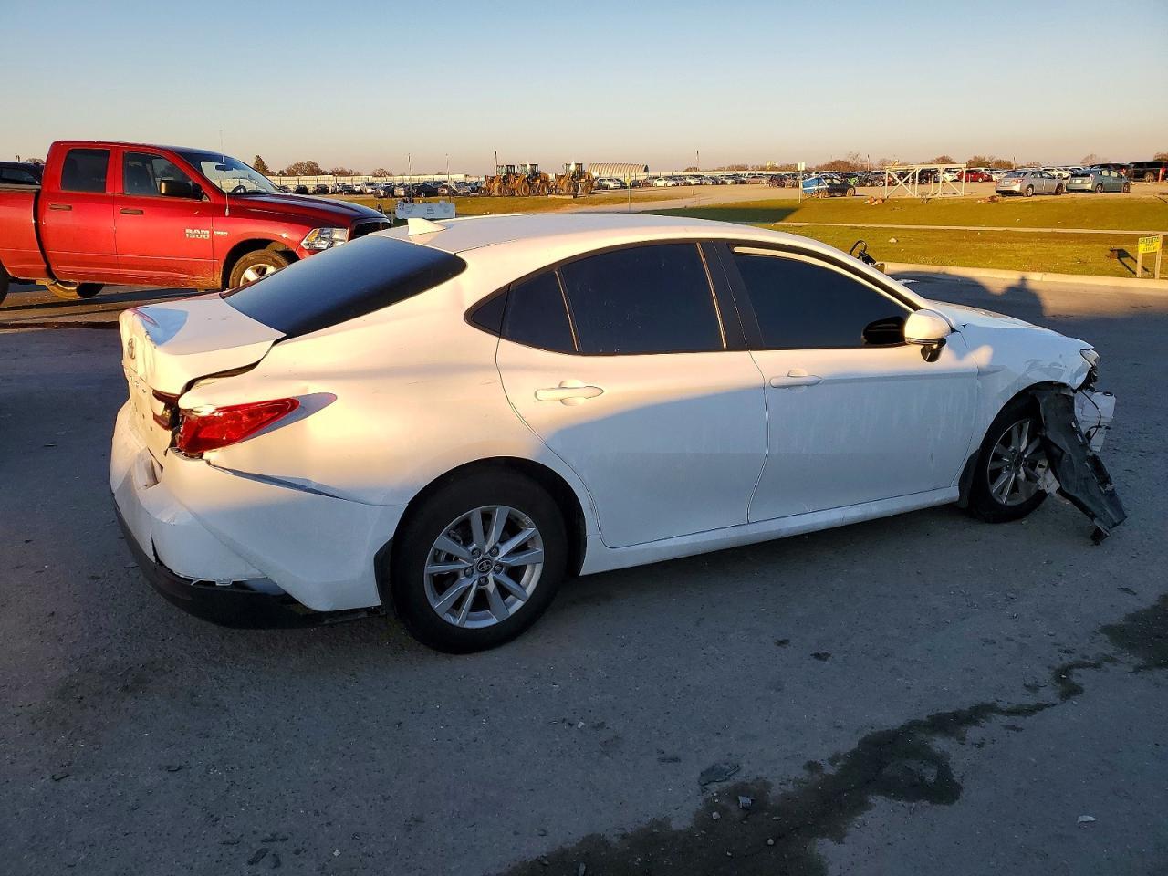 2025 TOYOTA CAMRY