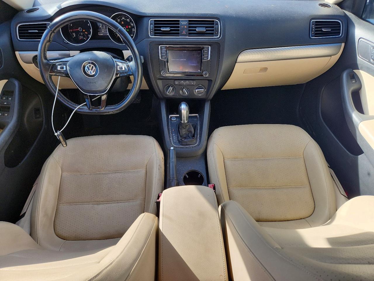 2017 VOLKSWAGEN JETTA