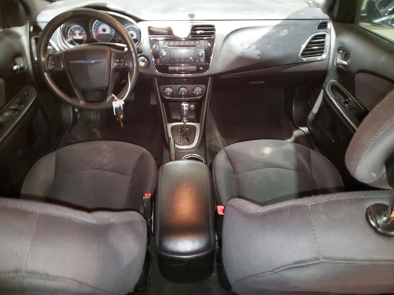2014 CHRYSLER 200