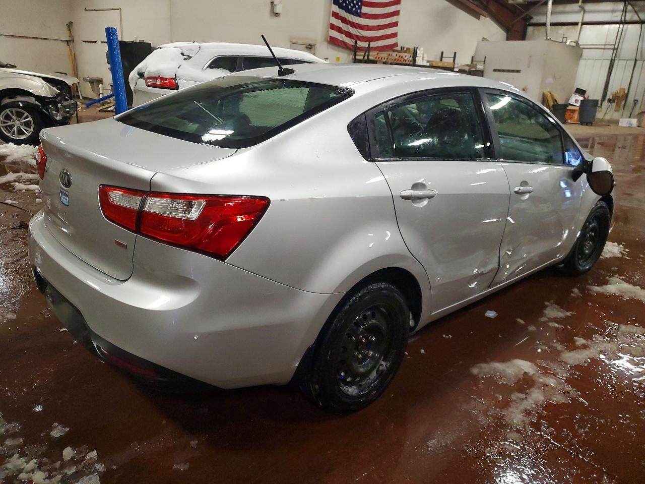 2013 KIA RIO