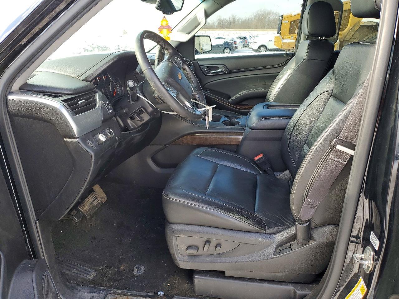 2016 CHEVROLET Suburban