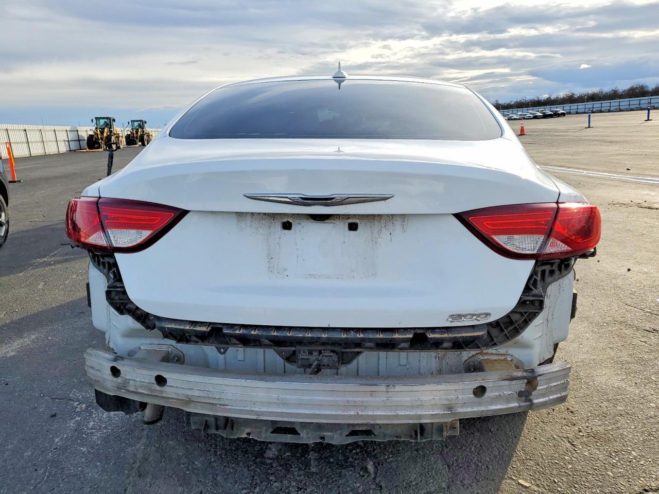 2015 CHRYSLER 200