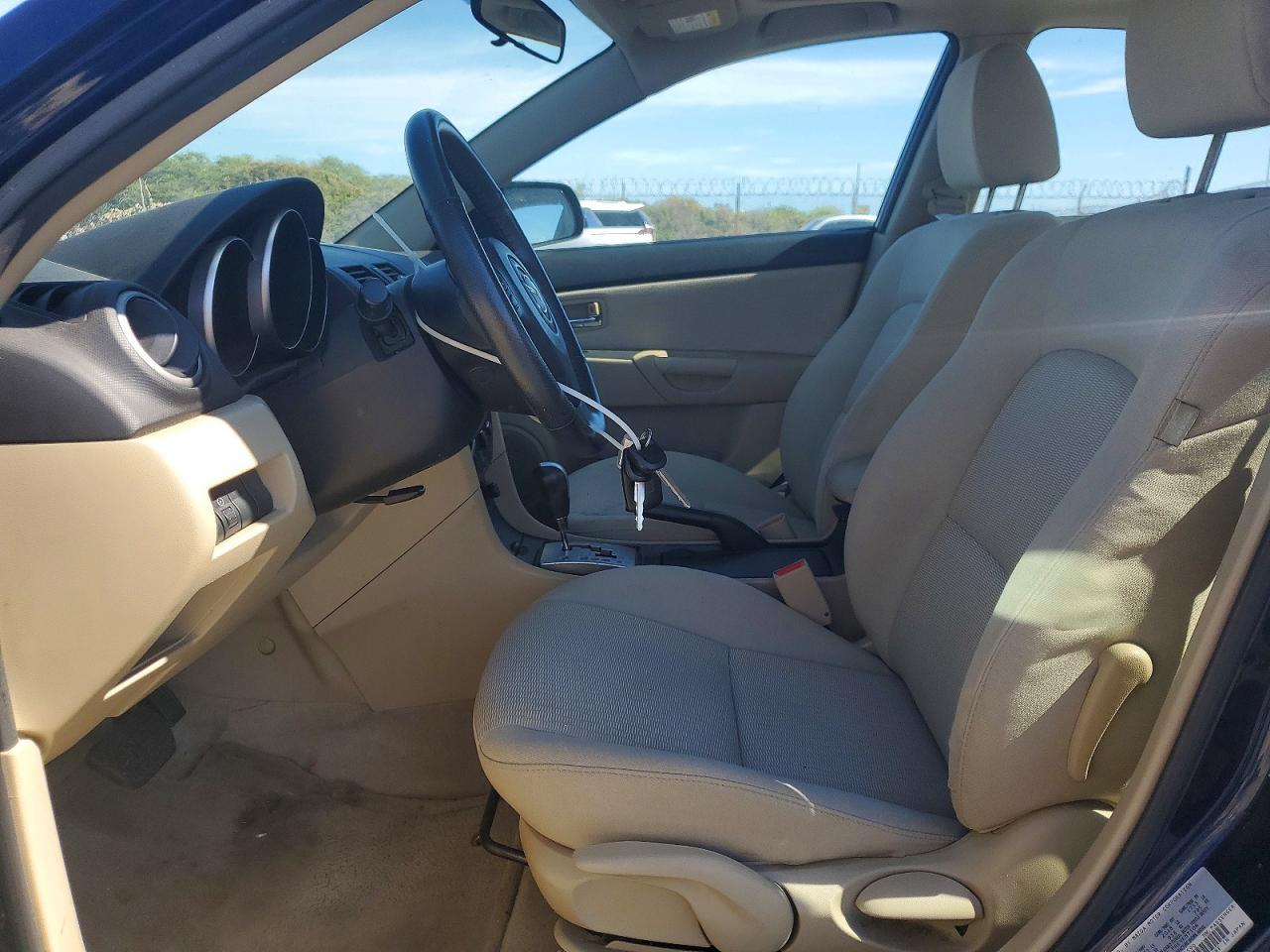2009 MAZDA 3