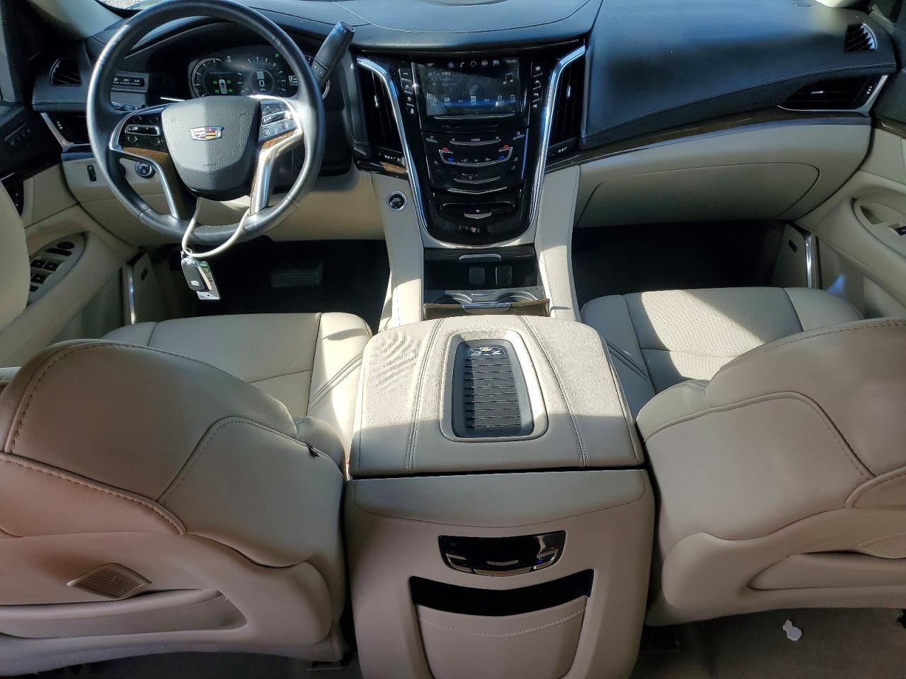 2018 CADILLAC ESCALADE