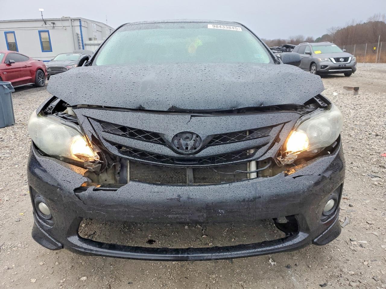 2013 TOYOTA COROLLA