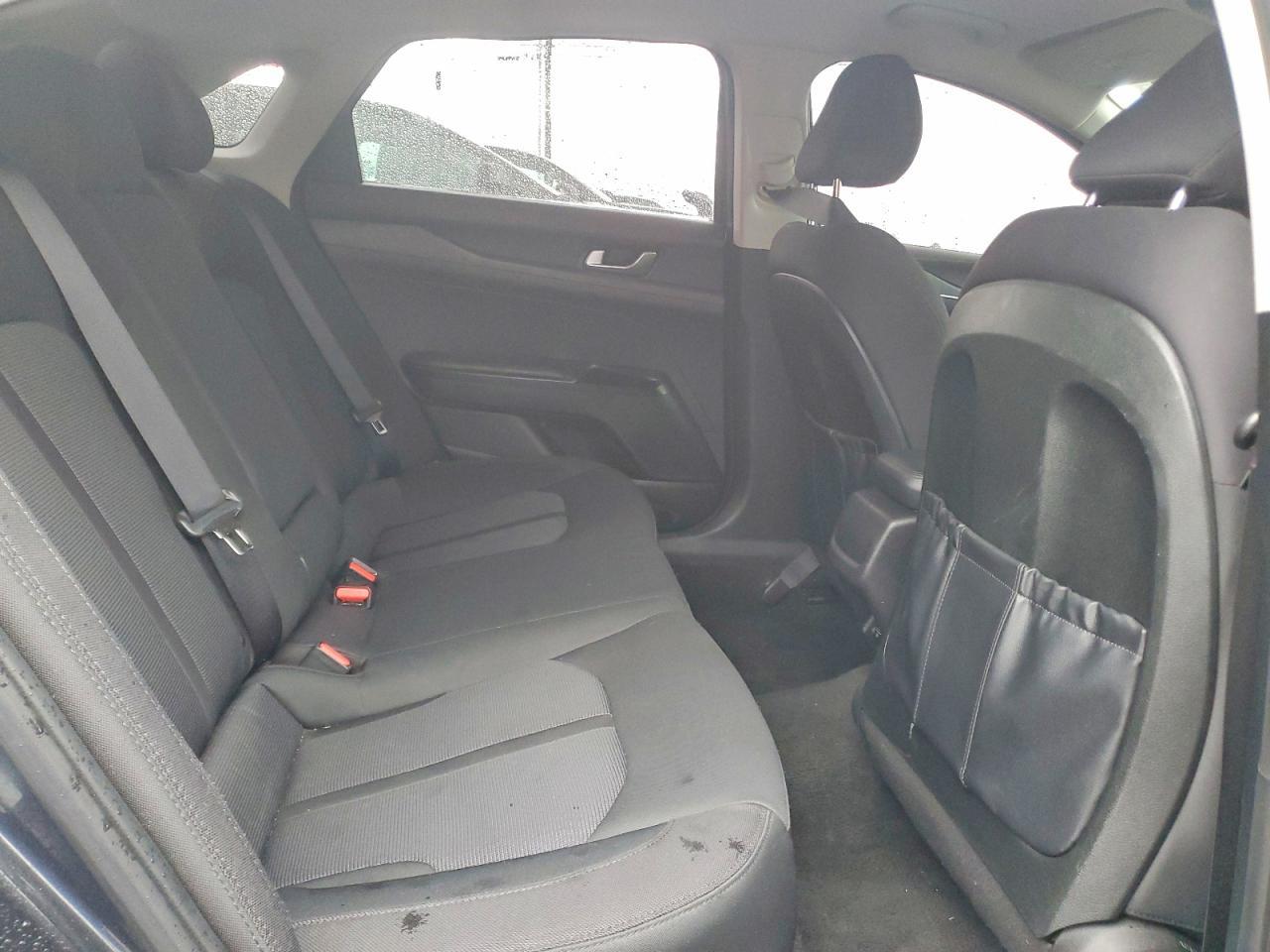 2023 KIA K5