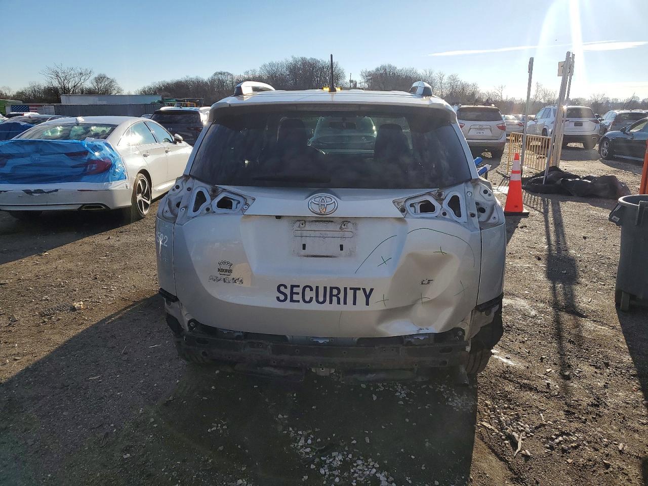 2015 TOYOTA RAV4