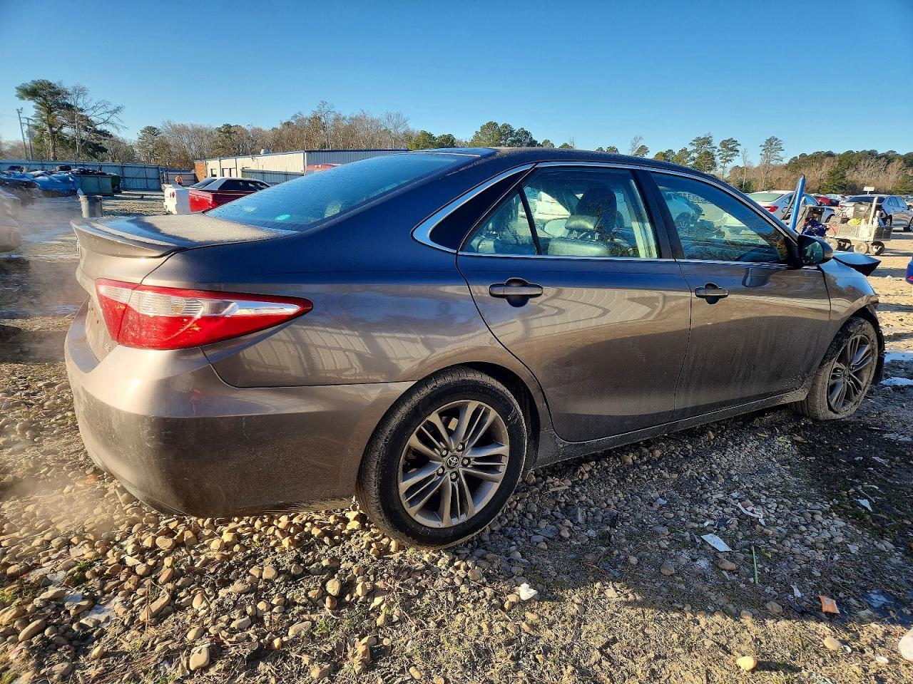 2016 TOYOTA CAMRY