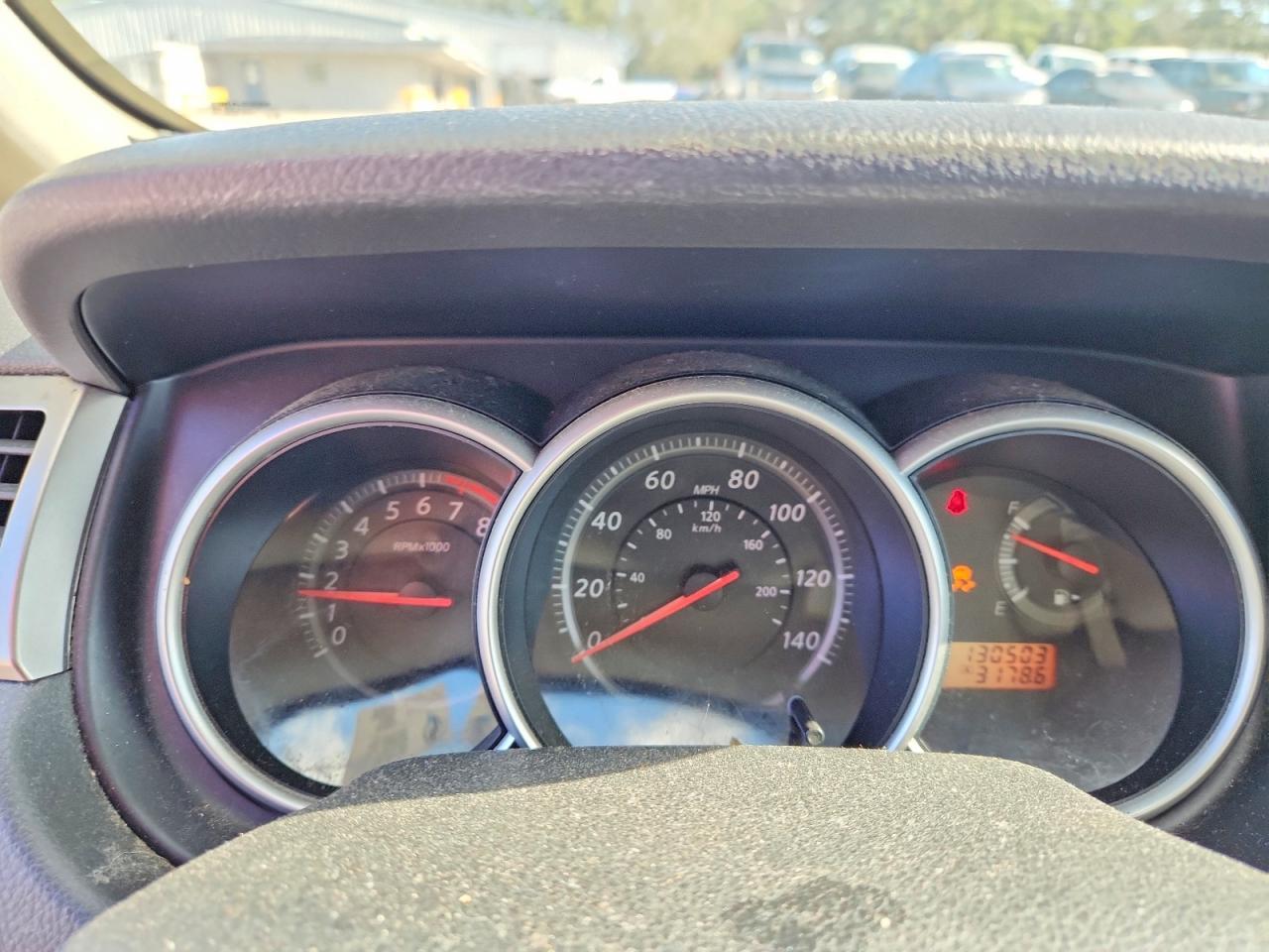 2012 NISSAN VERSA