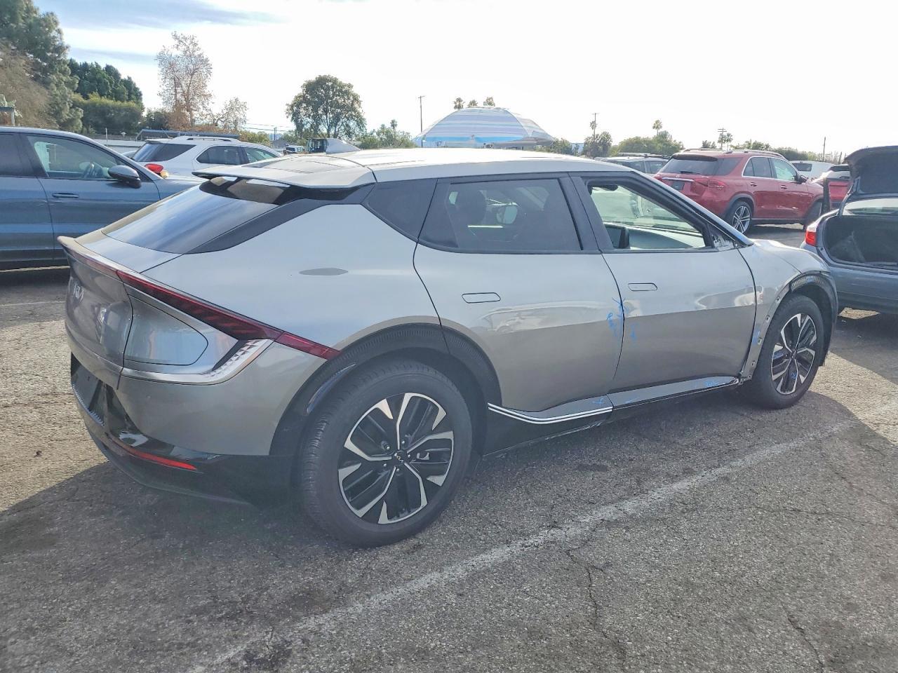 2024 KIA EV6