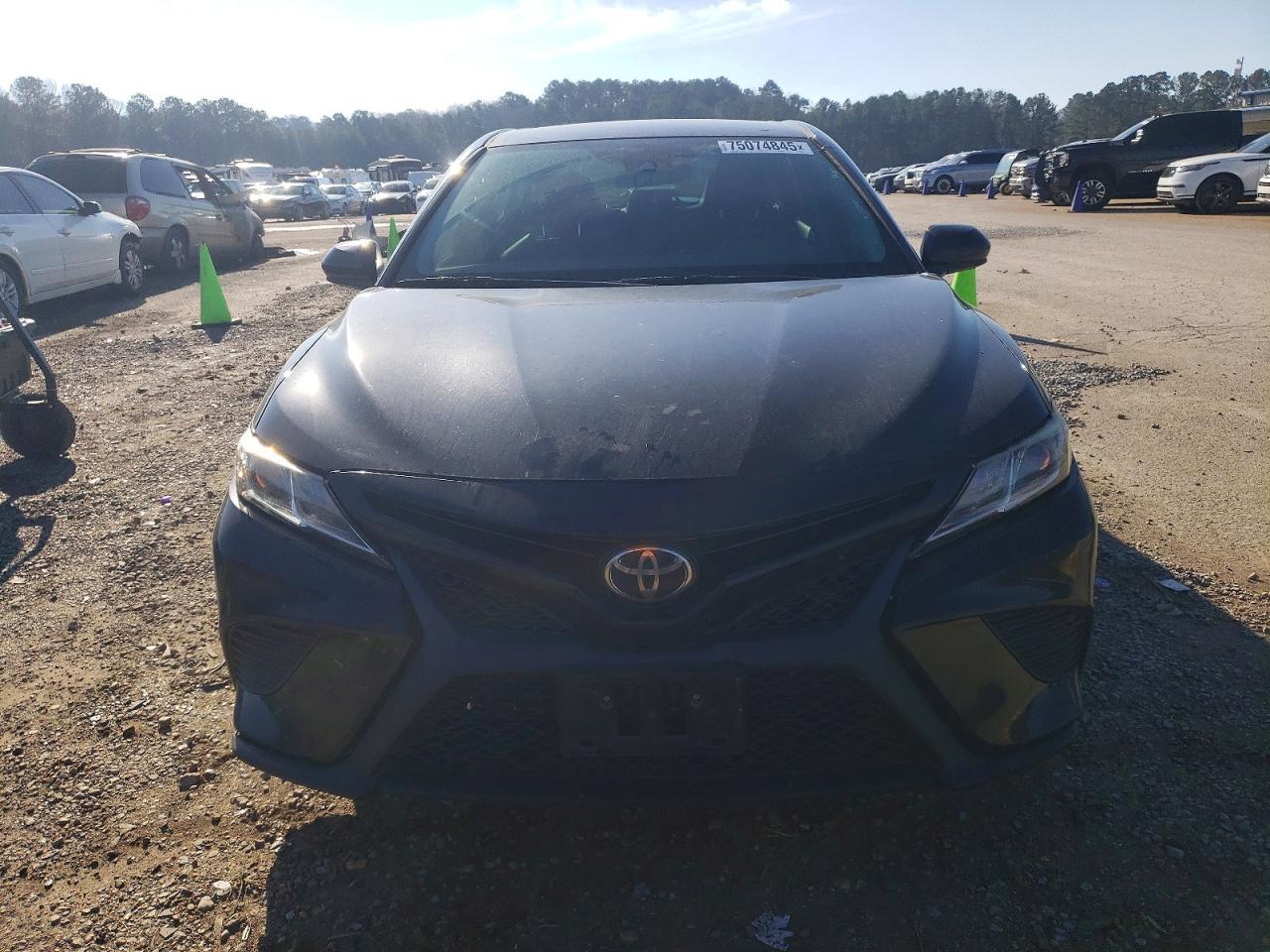 2019 TOYOTA CAMRY