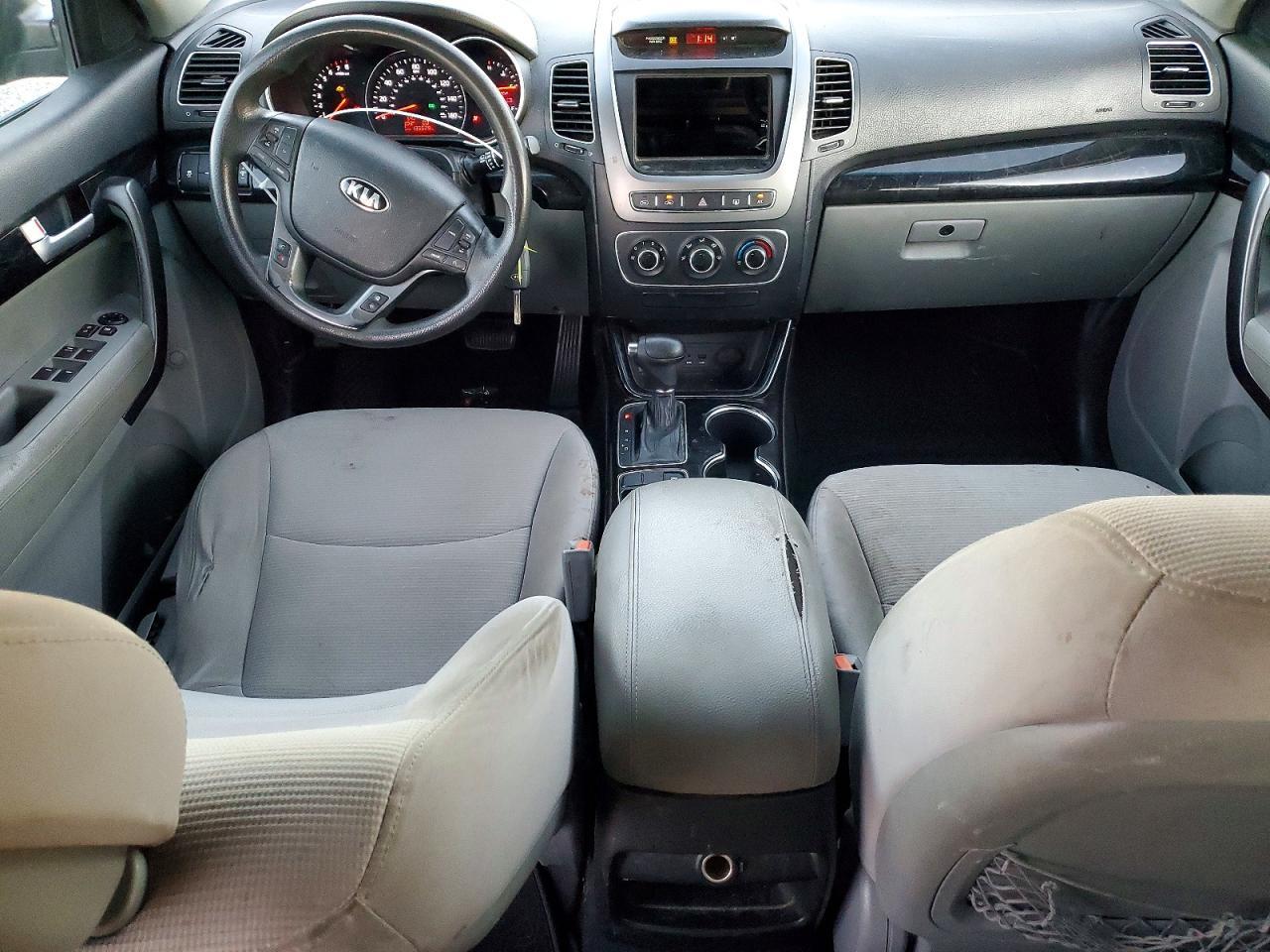 2015 KIA SORENTO