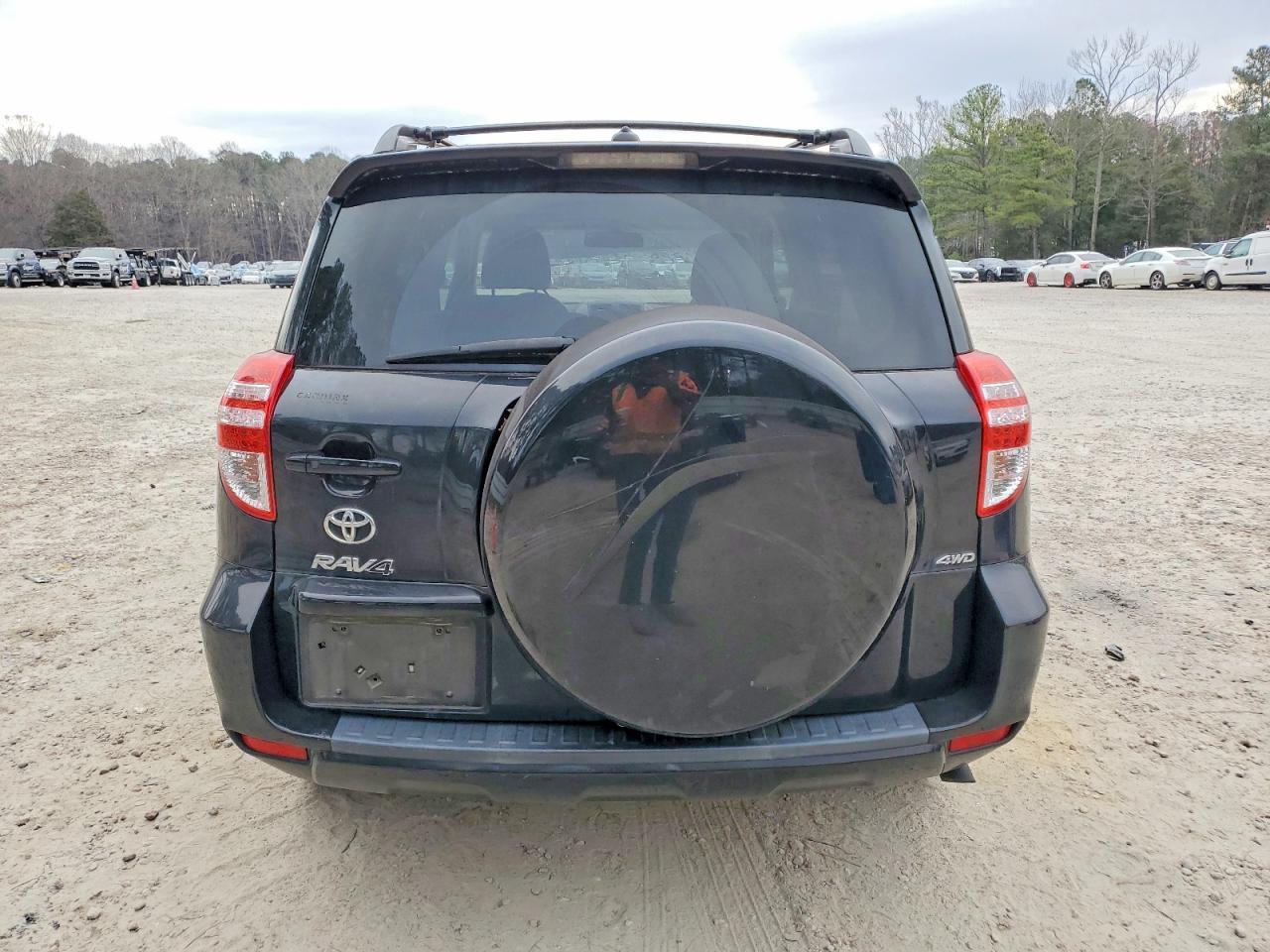 2011 TOYOTA RAV4