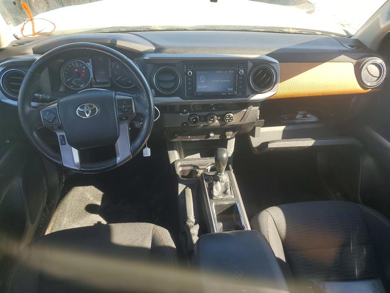 2016 TOYOTA TACOMA
